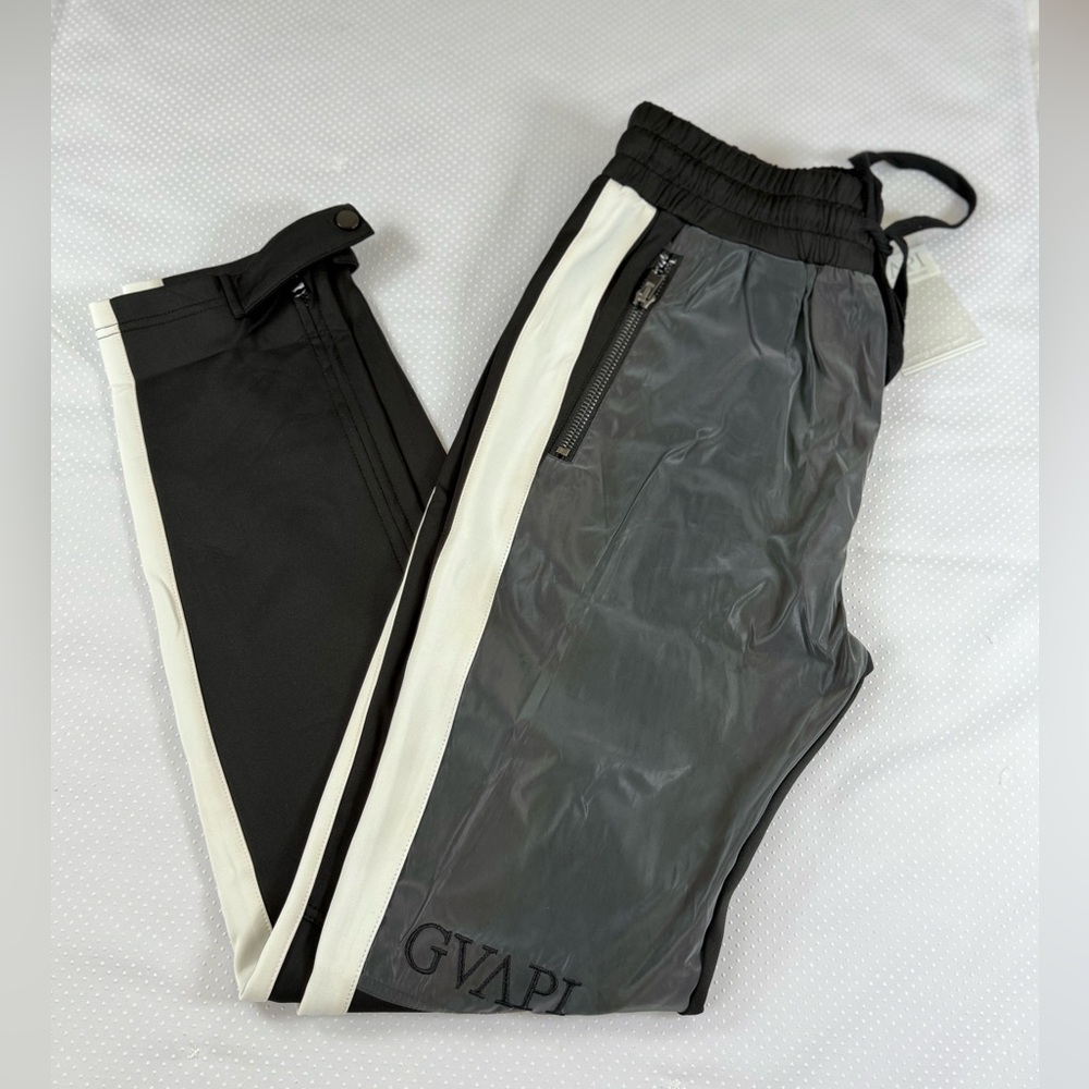NWT GUAPI Men's Black and Gray Joggers Size 34